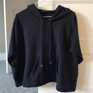 Hooded tobi cutoff sweatshirt